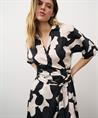 0039 Italien Überlappendes Kleid Muscheln Svenja