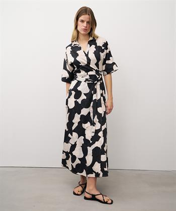 0039 Italien Überlappendes Kleid Muscheln Svenja