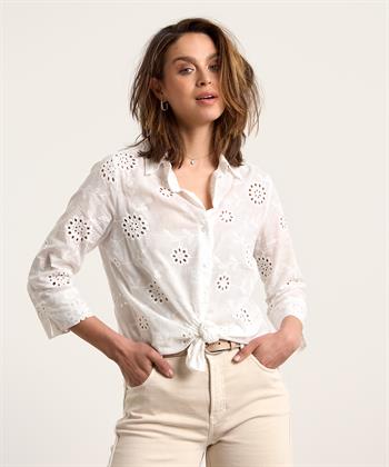 BeOne Bluse mit Lochstickerei
