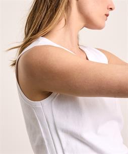 BeOne ärmelloser Pullover