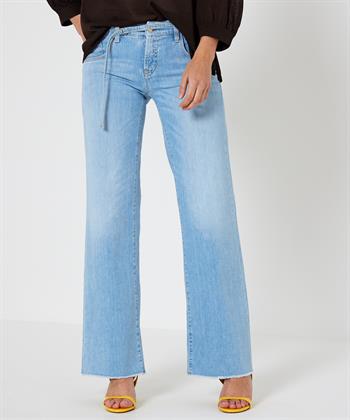 Cambio Jeans mit weitem Bein Tess