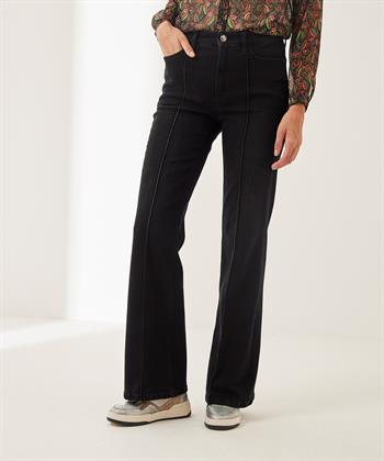 Cambio Röhrenjeans mit Teilnaht Fea
