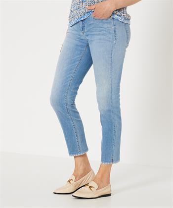 Cambio Röhrenjeans Piper Stickerei
