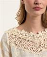 Caroline Biss Weithalsbluse Spitze