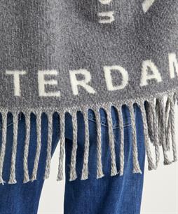 Giulia e Tu Poncho Strickjacke Buchstaben