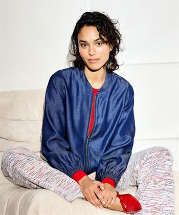 KYRA Blouson aus weichem Denim Otta