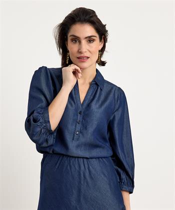 KYRA Bluse aus weichem Denim Lodee