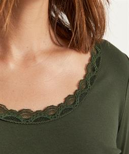 KYRA Shirt Spitzenausschnitt Manou