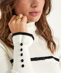 Leo & Ugo Rollkragenpullover mit strassbesetzter Schleife