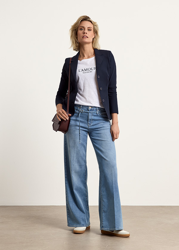 Look 021F