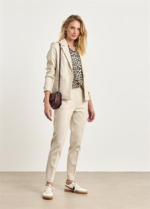  Look 036A