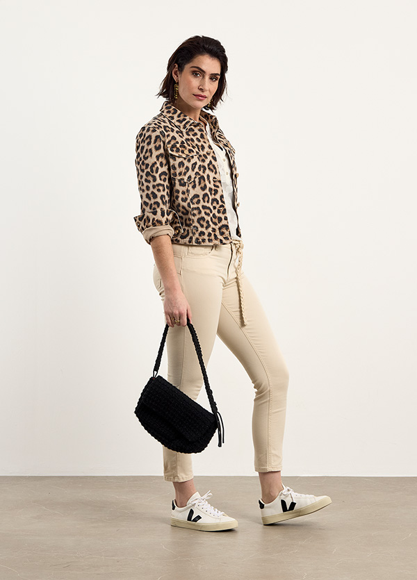 Look 037M