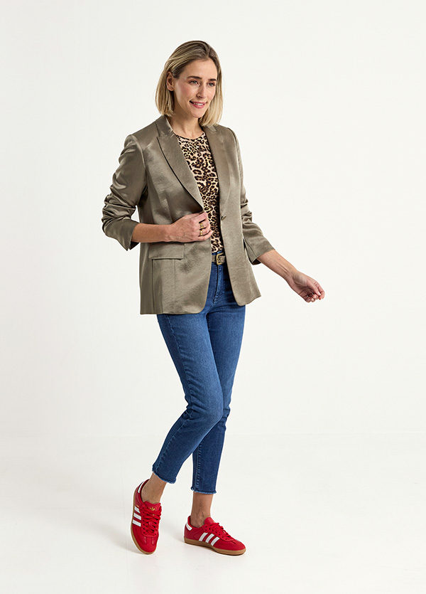 Look 043A