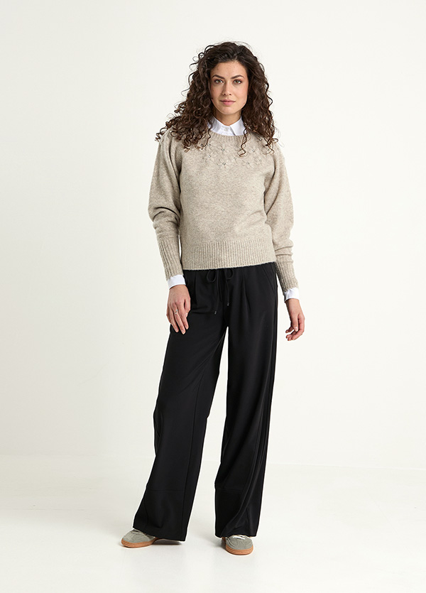 Look 044E