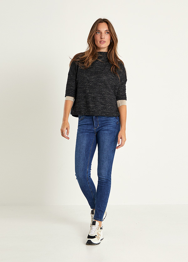 Look 051T