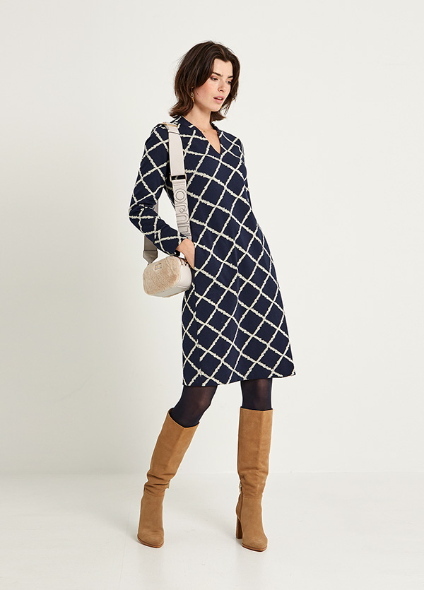 Look 053J