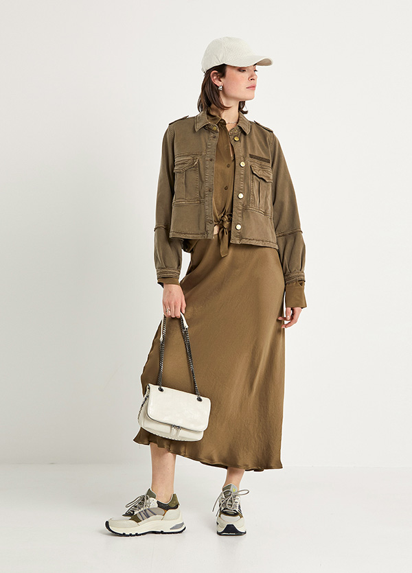 Look 054W