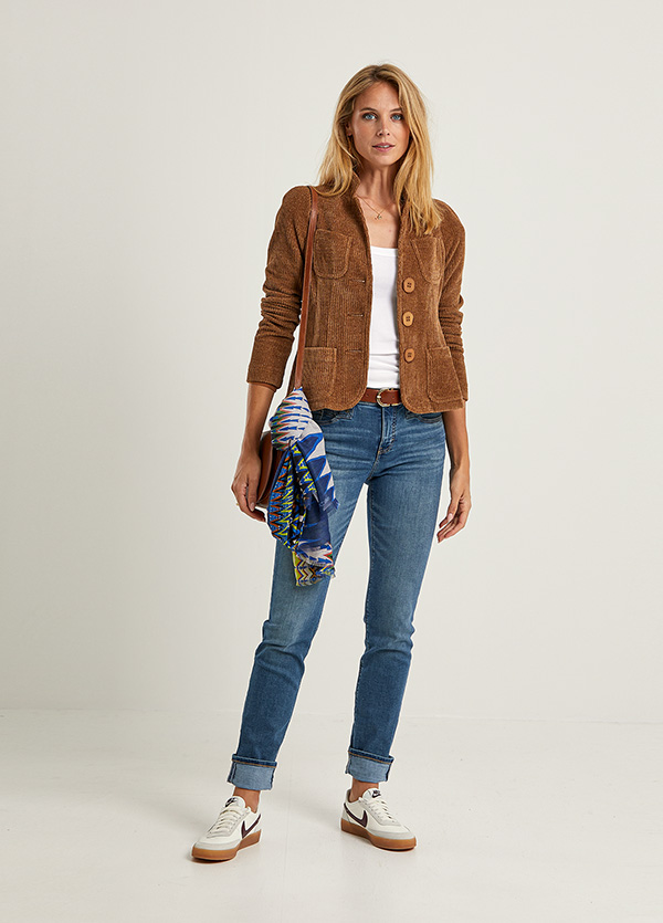 Look 064D