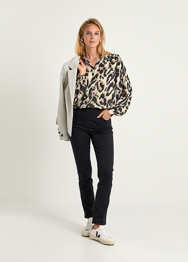 Look 064E