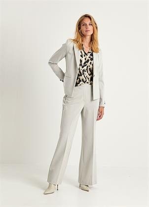 Look 064F