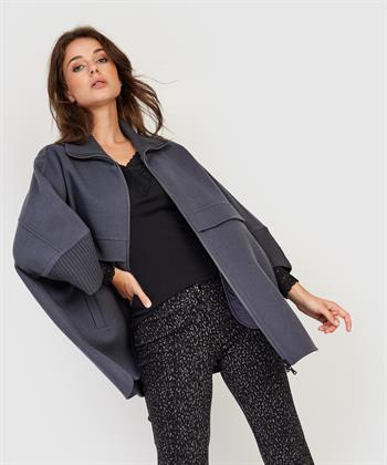 Luisa Cerano Mantel Wolle doubleface