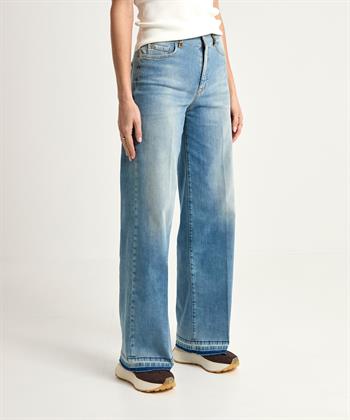 Marc Cain Jeans weitem Bein Pantherbesatz Warri