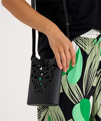 Marc Cain Mini-Tasche mit ausgeschnittenen Details