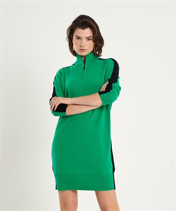 Marc Cain Wollkleid mit Kontrastpaspel