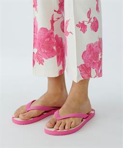 OUI Flip-flops print