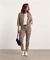 OUI Jeans schmaler Passform und Panther-Print