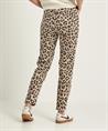 OUI Jeans schmaler Passform und Panther-Print