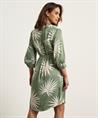 OUI Kleid seidiger Blattdruck