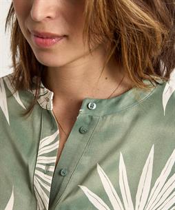 OUI Kleid seidiger Blattdruck