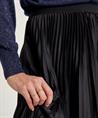 OUI Seidiger asymmetrischer Faltenrock