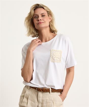 OUI Shirt gehäkelte Brusttasche