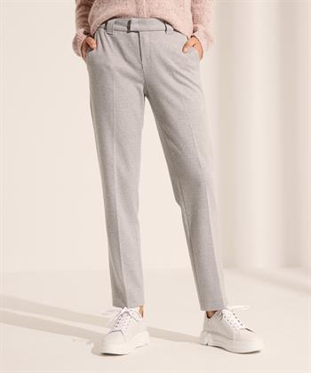 Rosner Hose May Zigarette