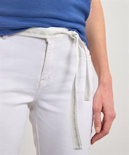 Rosner Jeans in lockerer Passform mit Gürtel Masha