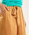 Summum seidige Hose weitem Bein