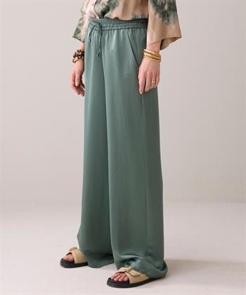 Summum seidige Hose weitem Bein