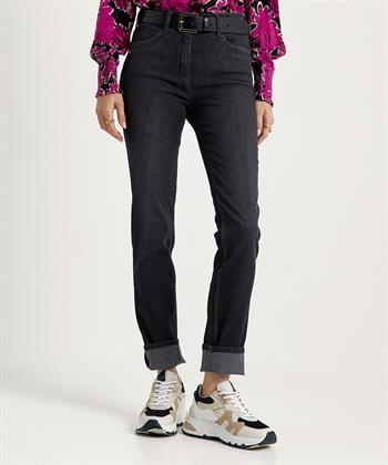 TONI Slim Fit Jeans Be Loved