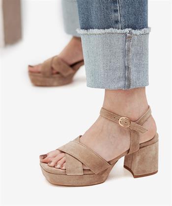 VIA VAI Blockabsatz Sandale Cassia Six