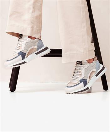 VIA VAI Sneaker Posy Dash